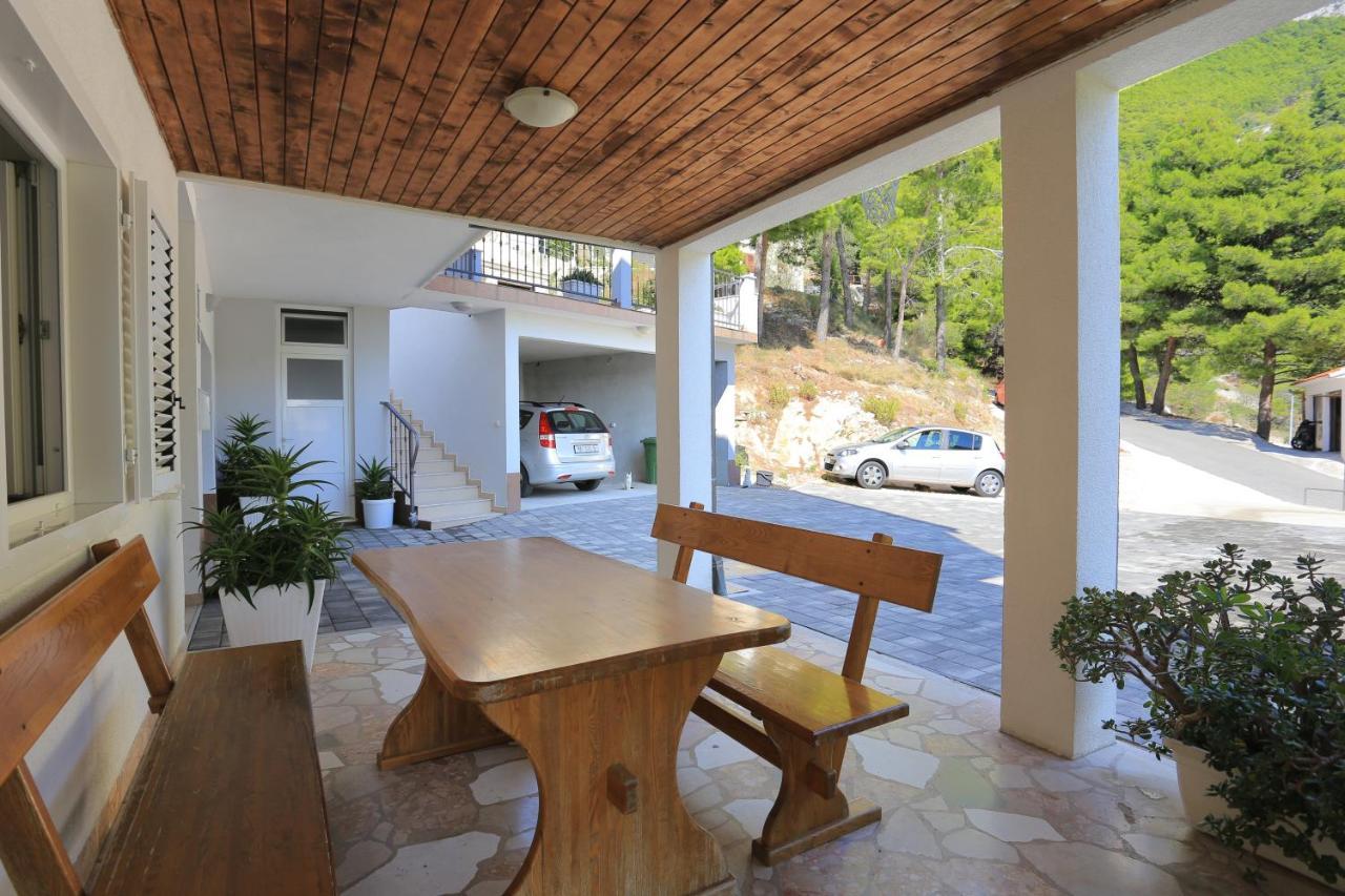 Apartments By The Sea Brela, Makarska - 6688 Ngoại thất bức ảnh