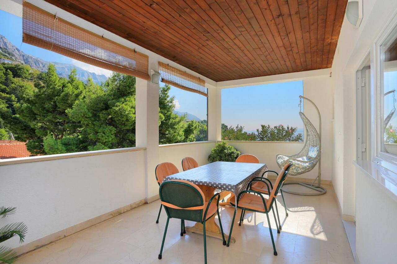 Apartments By The Sea Brela, Makarska - 6688 Ngoại thất bức ảnh