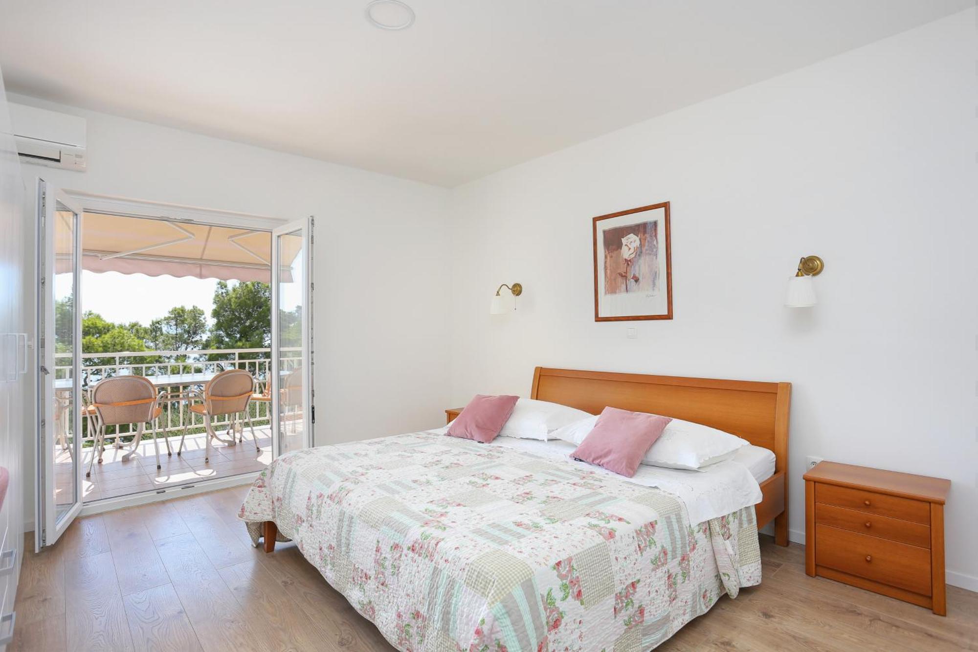 Apartments By The Sea Brela, Makarska - 6688 Phòng bức ảnh
